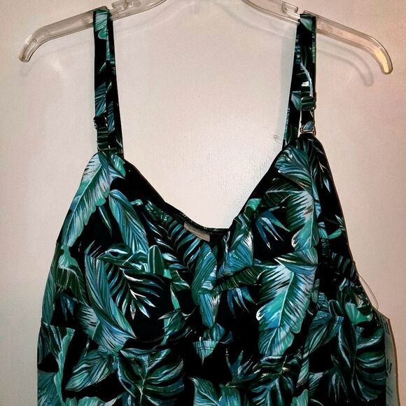 Avenue Swim Top Size 32W - Picture 4 of 5